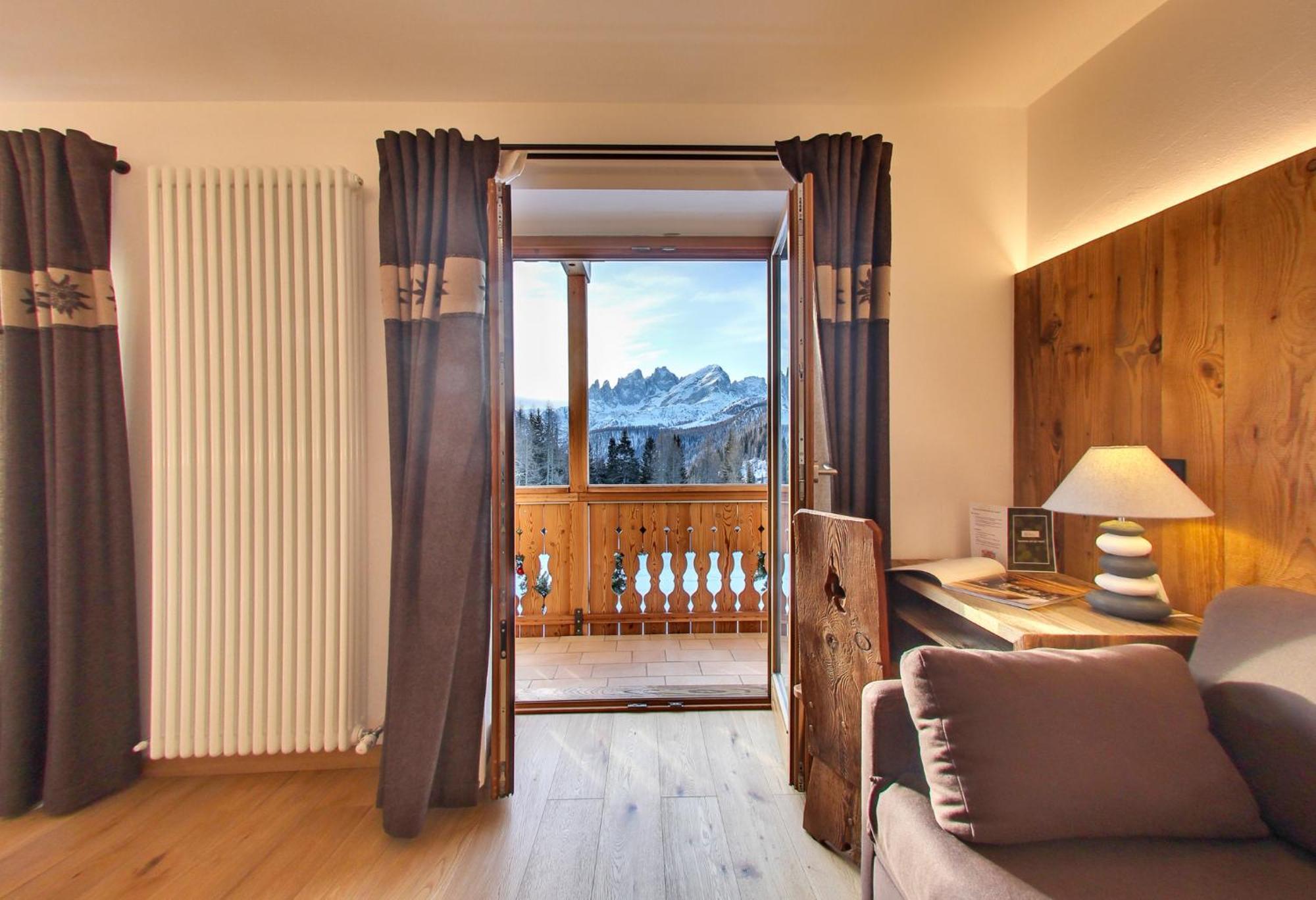 Rifugio Flora Alpina Otel Passo San Pellegrino Dış mekan fotoğraf