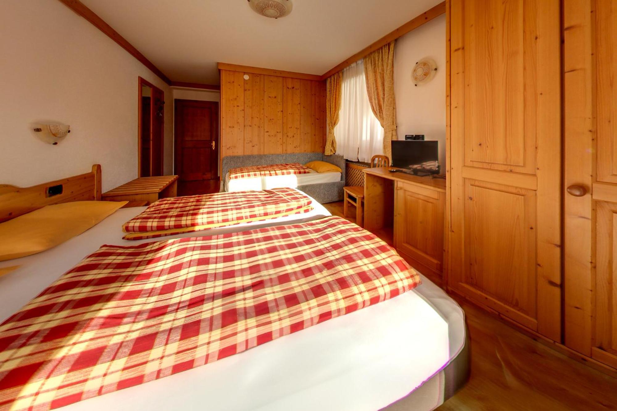 Rifugio Flora Alpina Otel Passo San Pellegrino Dış mekan fotoğraf